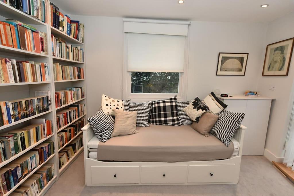 Pooters London, Elegant Townhouse, Very * Londra